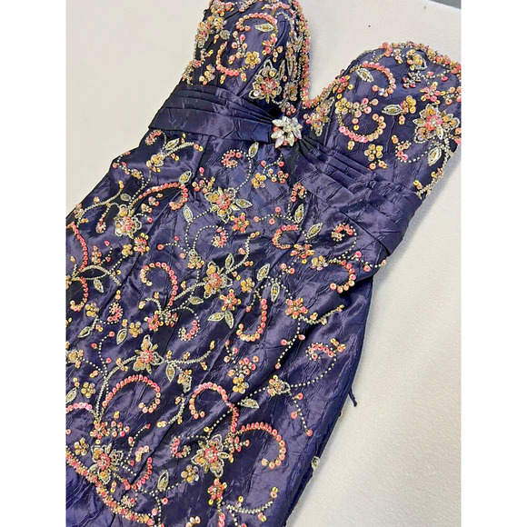 Formal Ball Gown Size 2 Rhinestones‎ Sequins Purple low bow back sweetheart - Picture 1 of 13